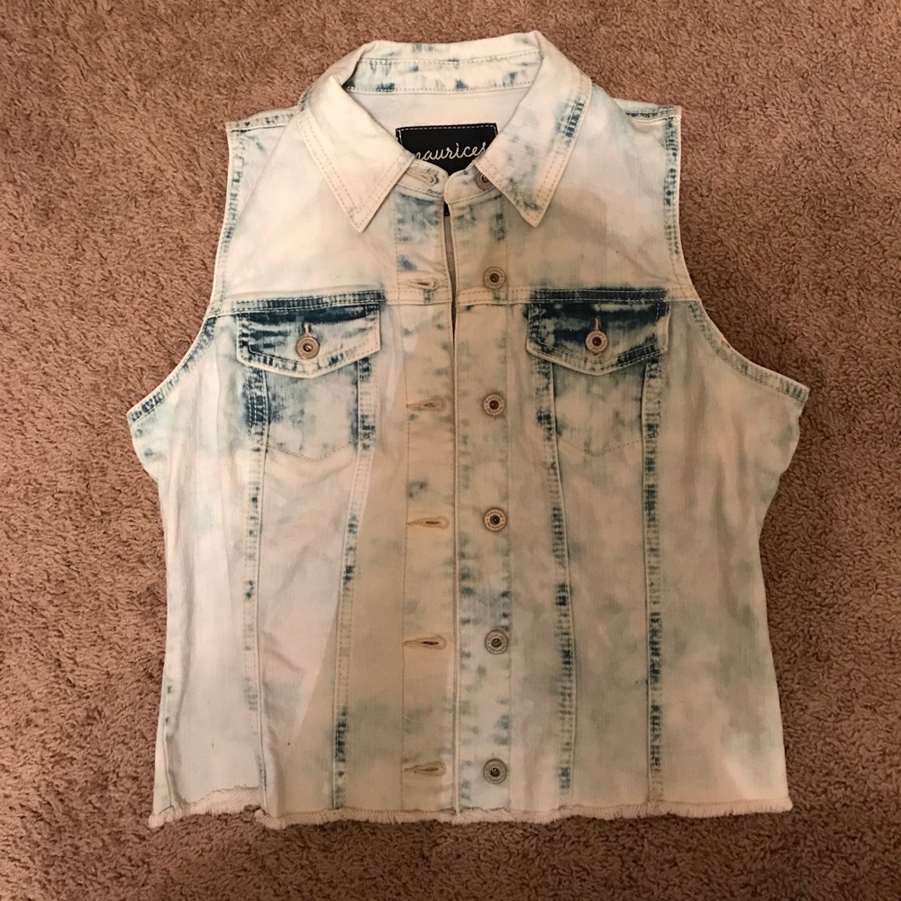 NWOT Jean Vest- size Large